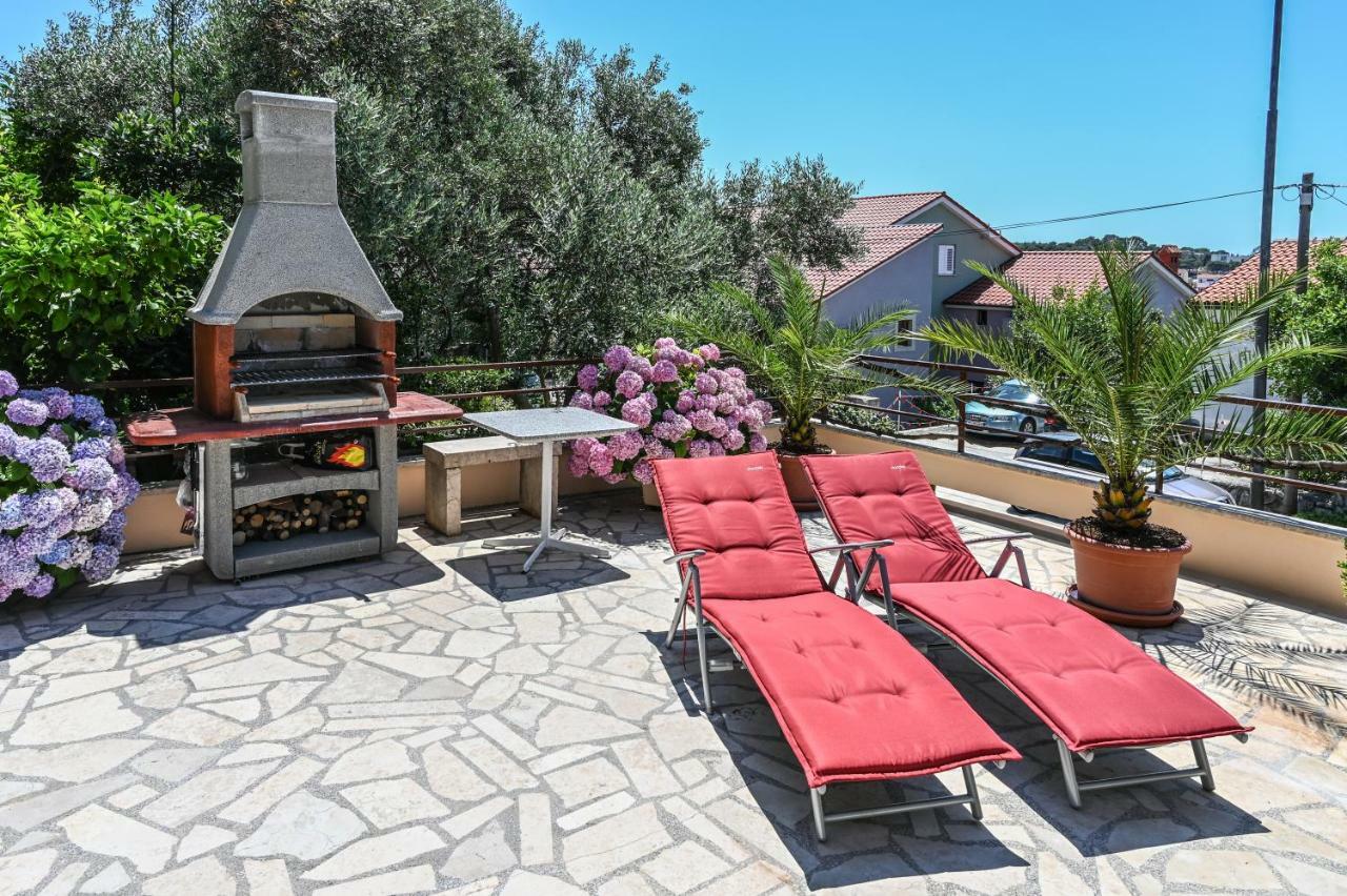 Apartment Lara Mali Lošinj Exterior foto